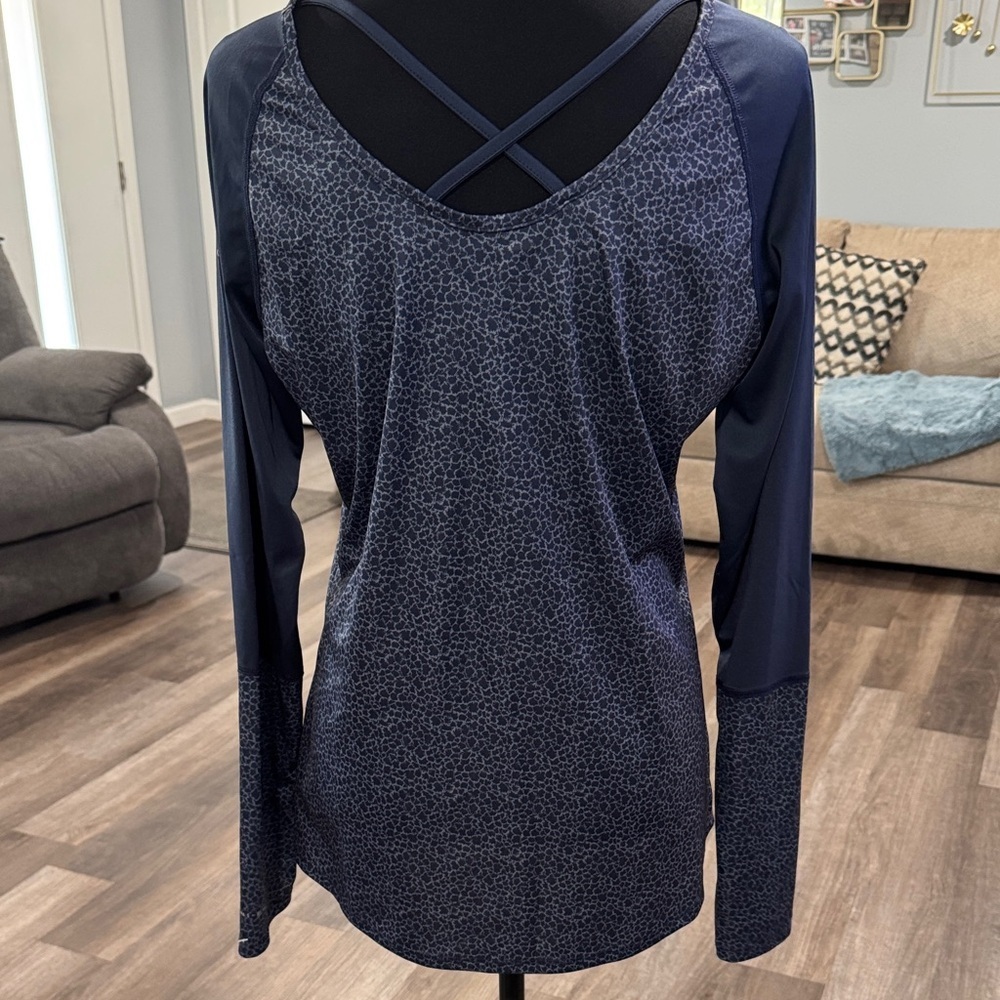 Stylish Blue Patterned Long Sleeve Top - Picture 2 of 7